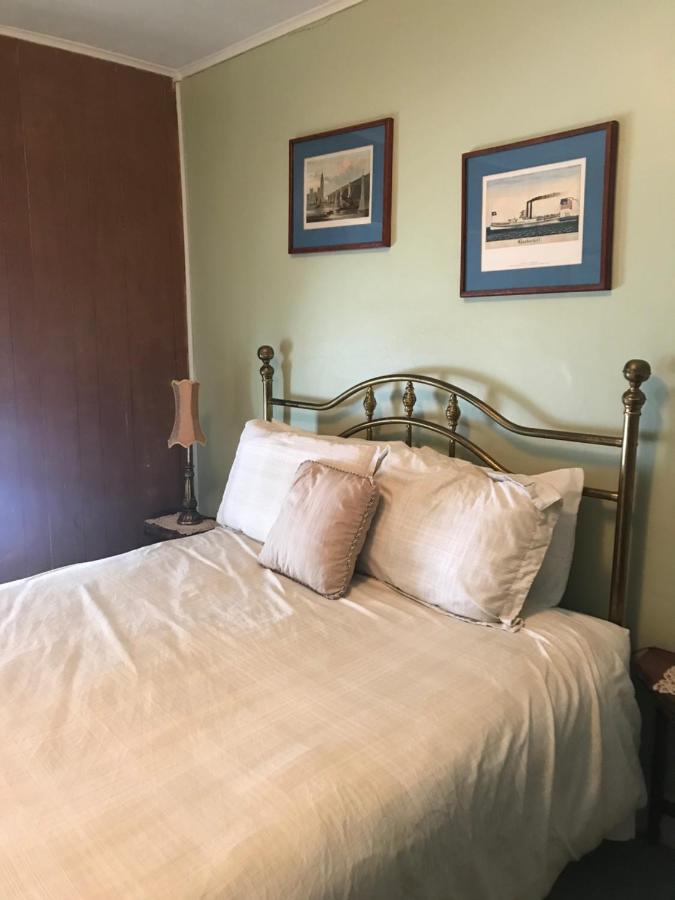 Inn At Starlight Lake & Restaurant Extérieur photo