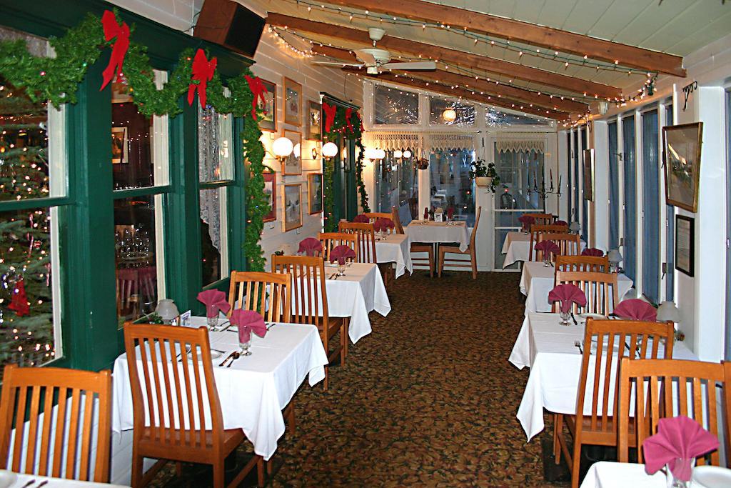 Inn At Starlight Lake & Restaurant Extérieur photo